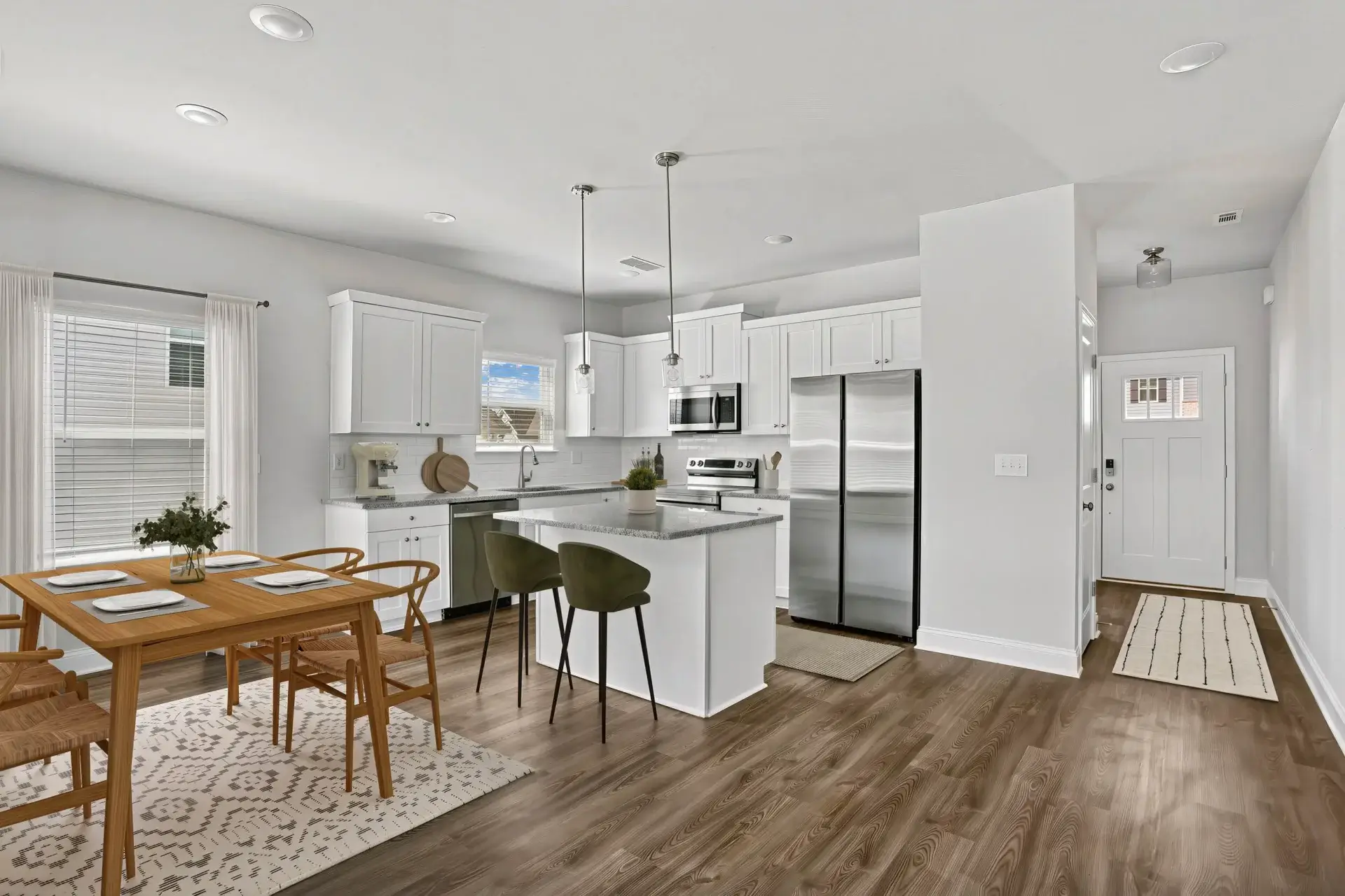 view of houses for rent in Jefferson GA the southwind-at-jefferson-kitchen-dining